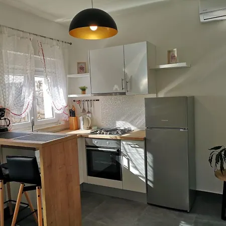 Appartement Klara Primošten