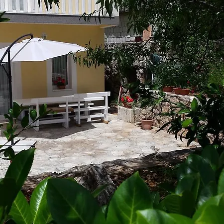 Apartamento Klara Primošten