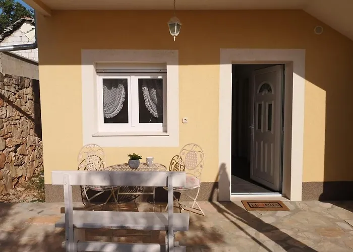 Appartement Klara Primošten